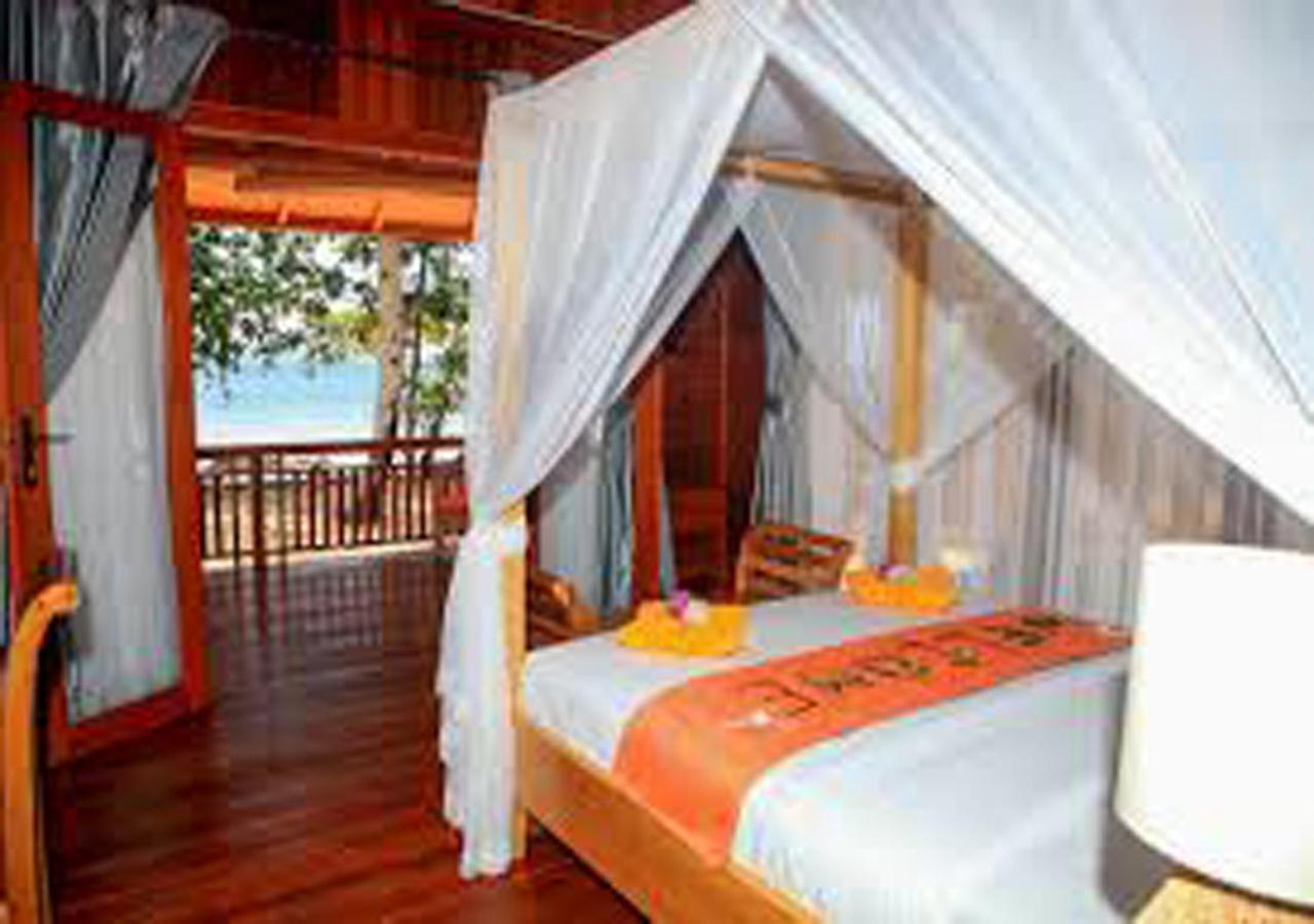 Bastianos Bangka Dive Resort Totohe Exterior photo